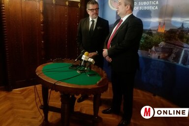 Branislav Mićunović és Bogdan Laban a sajtótájékoztatón (Fotó: Paszterkó Erika)