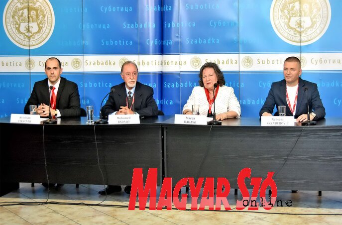 Fürstner Krisztián, Mohamed Badawi, Marija Badawi, Nebojša Skenderović (Fotó: Gergely Árpád) Fürstner Krisztián, Mohamed Badawi, Marija Badawi, Nebojša Skenderović (Fotó: Gergely Árpád)