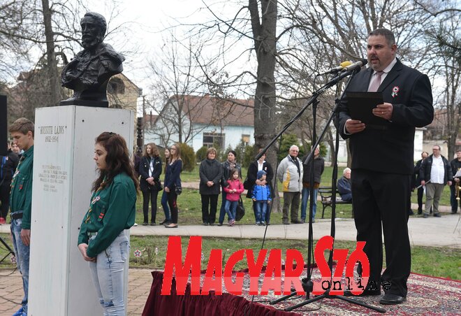 Seffer Attila bácskossuthfalvi tanácselnök mondott köszönetet a magyar kormánynak a támogatásért (Ótos András felvétele)