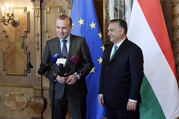Manfred Weber és Orbán Viktor (Fotó: MTI)