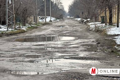 A Sutjeska utcában nagy esőzések alkalmával gondok adódnak a közlekedésben (Fotó: Gergely Árpád)
