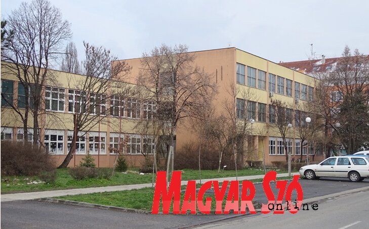 A Kókai Imre iskola épülete napjainkban (Góbor Béla felvétele)