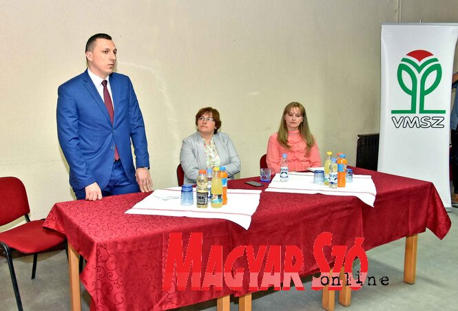 Dr. Halasi Szabolcs, Pelt Ilona és Boros Elvira (Fotó: Gergely Árpád)