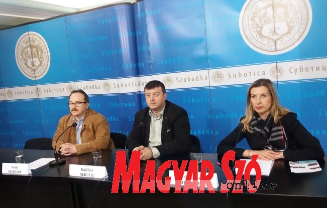 Siniša Grubanov, Dalibor Sekulić és Olivera Imbronović a sajtótájékoztatón (Fotó: Paszterkó Erika)