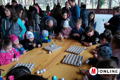 Mindenki másmilyenre festi (Fotó: Sándor Zoltán)
