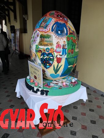 Az egyik óriástojás (Fotó: Sándor Zoltán)