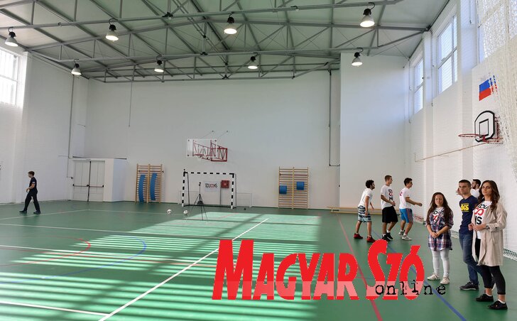 A Sportot az iskolákba elnevezésű akciónak az a lényege, hogy minél több gyermekkel megszerettessék a testnevelést (Ótos András felvétele)