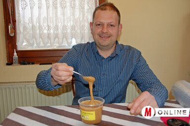 A mézes mogyorókrém kenyérre is kenhető, palacsintába is tehető (Homolya Horváth Ágnes felvétele)