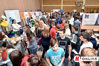 Megtelt az iskola tornaterme jövendőbeli középiskolásokkal (Fotó: Gergely Árpád)