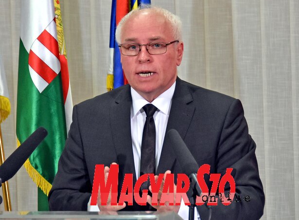 Hajnal Jenő (Ótos András felvétele) Hajnal Jenő (Ótos András felvétele)