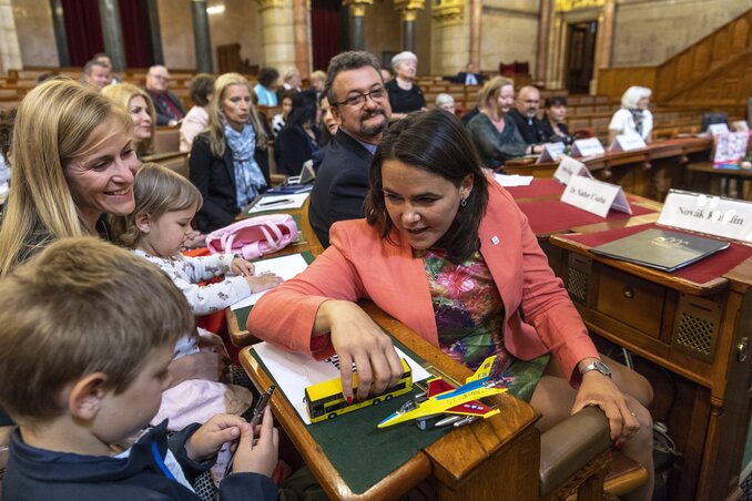 Novák Katalin a konferencián (Fotó: MTI)