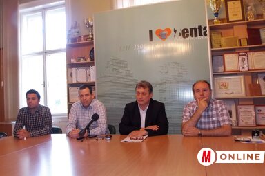 A pályázat ismertetése az önkormányzatban (Horváth Zsolt felvétele)