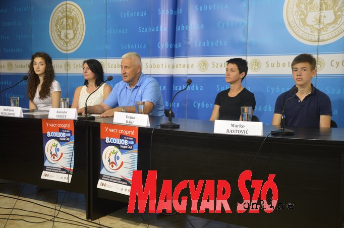 Aleksandra Stanimirović, Andrijana Nedeljković, Radoslav Svirčev, Dejna Baki, Marko Rastović (Fotó: Patyi Szilárd)