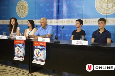 Aleksandra Stanimirović, Andrijana Nedeljković, Radoslav Svirčev, Dejna Baki, Marko Rastović (Fotó: Patyi Szilárd)
