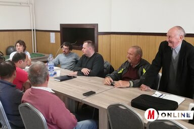 Felvételünk a tisztújító közgyűlésen készült: a nagy múltú civil szervezet elnöke az elmúlt tizenkét évben Bábi Lajos agronómus volt (Fotó: Tóth Péter)