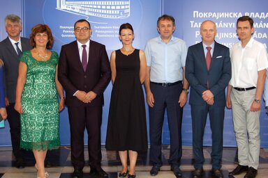 A sikeresen pályázó intézmények vezetői a tartományi felsőoktatási titkárral