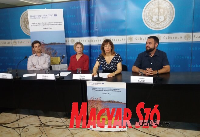 Horvát Zoltán, Mirjana Horvat, Dobó Márta és Vinkó Tamás (Fotó: Paszterkó Erika) Horvát Zoltán, Mirjana Horvat, Dobó Márta és Vinkó Tamás (Fotó: Paszterkó Erika)