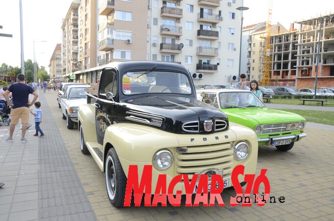 Az 1950-es évjáratú Ford Pick up (Paszterkó Erika felvétele)