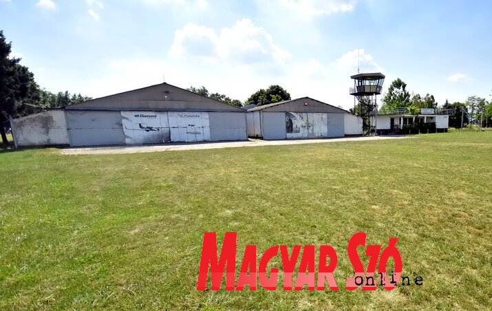 A repülőtérre hétvégenként érdemes kilátogatni (Fotó: Gergely Árpád)