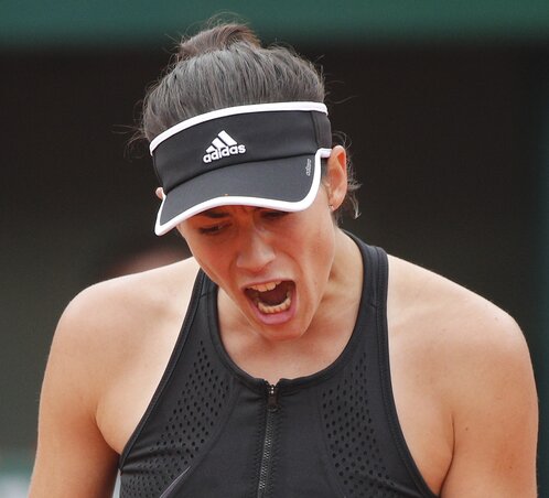 Garbiñe Muguruza valósággal lesöpörte a pályáról Marija Sarapovát (fotó: Beta/AP)