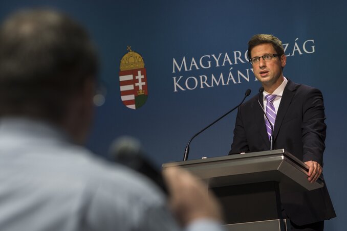 Gulyás Gergely sajtótájékoztatója (MTI Fotó: Mónus Márton) Gulyás Gergely sajtótájékoztatója (MTI Fotó: Mónus Márton)