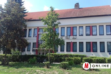 A bácskossuthfalvi általános iskolában 28 diák kisérettségizik (Kazinczy Paszterkó Diana felvétele)