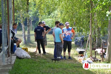 Rotyog a paprikás és sül a bárány (Lakatos János felvétele)