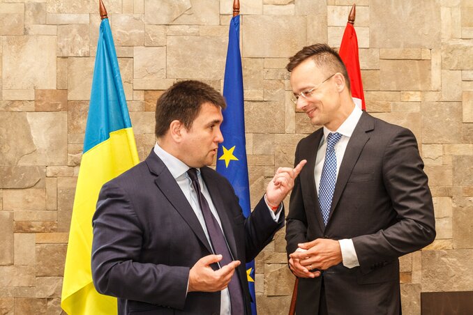Pavlo Klimkin és Szijjártó Péter a június 22-ei miniszteri szintű konzultáción Alsószlatinán (Fotó: MTI)