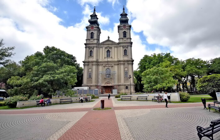 A központi ünnepség ma a Szent Teréz-székesegyházban lesz (Fotó: Gergely Árpád) A központi ünnepség ma a Szent Teréz-székesegyházban lesz (Fotó: Gergely Árpád)