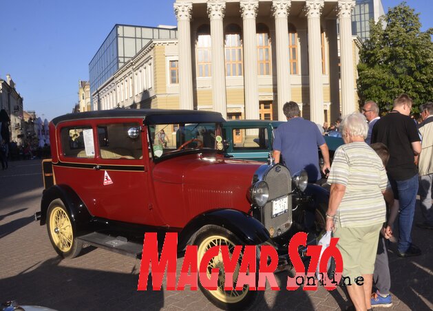 A kiállítás sztárja az 1928-as Ford A modellje volt (Patyi Szilárd felvétele)