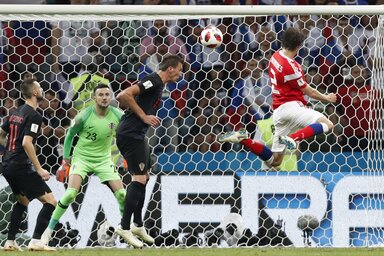 Fernandes bombafejesével még visszajött az orosz remény (Fotó: Beta/AP)