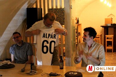 Losoncz Alpár 60 (Benedek Miklós felvétele)