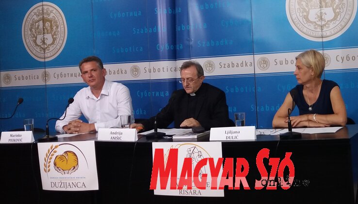 Marinko Piuković, Andrija Anišić és Ljiljana Dulić (Fotó: Paszterkó Erika) Marinko Piuković, Andrija Anišić és Ljiljana Dulić (Fotó: Paszterkó Erika)