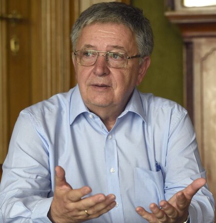 Lovász László (fotó: MTI) Lovász László (fotó: MTI)
