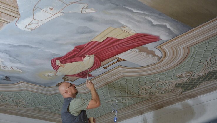 A restaurátor egy hónapig dolgozott a freskón (Fotó: Foto Video Studio Dobai/Csincsik Zsolt)