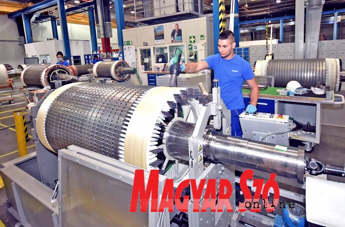 A legkorszerűbb digitális technológiai eljárásokat alkalmazzák (Fotó: Gergely Árpád) A legkorszerűbb digitális technológiai eljárásokat alkalmazzák (Fotó: Gergely Árpád)