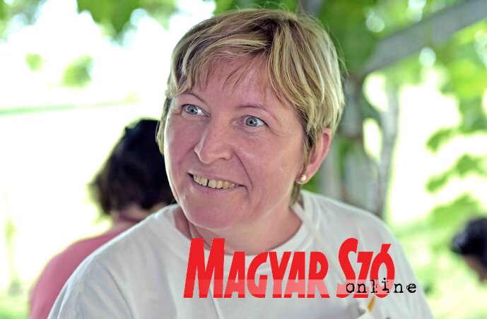 Horváth Zsuzsanna, a szakácsnők egyike (Gergely Árpád felvétele) Horváth Zsuzsanna, a szakácsnők egyike (Gergely Árpád felvétele)