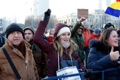 Hasonló indíttatásból már volt tüntetés Romániában, a felvétel februárban készült (fotó: MTI/EPA)