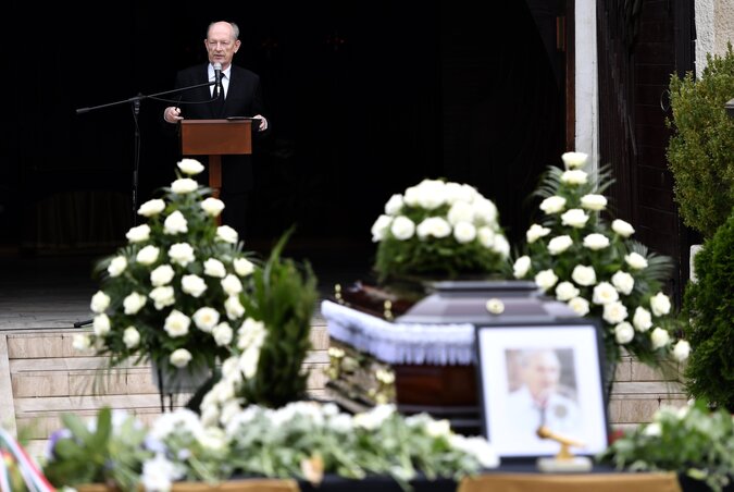 Novotny Zoltán elhunyt kollégájára emlékezik (fotó: MTI)
