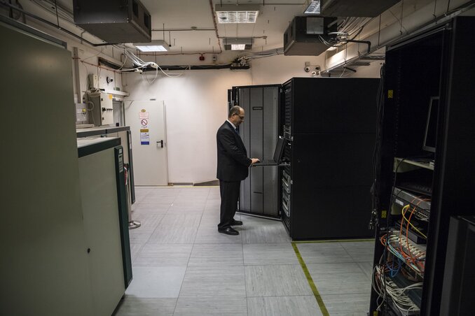 A beszerzett szuperszámítógép teljesítménye ötszöröse a korábbinak (fotó: MTI)