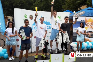 A férfi félmaratonosok mezőnyének legjobbjai (Fotó: Benedek Miklós)