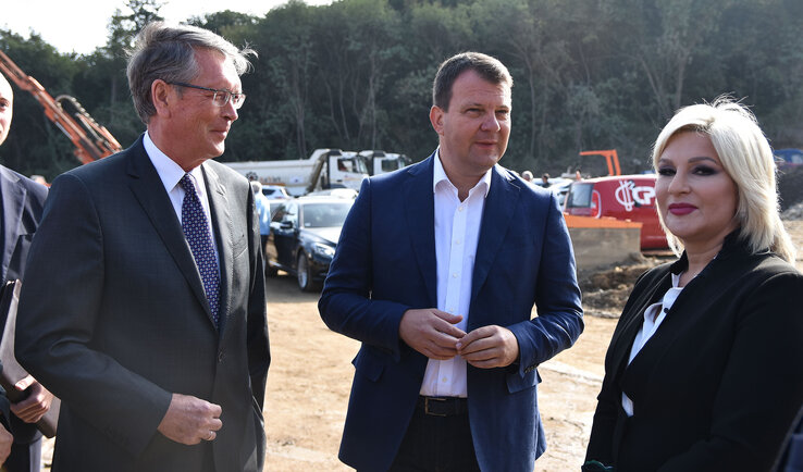 Alekszandr Csepurin, Igor Mirović és Zorana Mihajlović (Fotó: Beta)