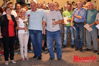 A versenyek díjazottjai és a közösségi munka kitüntetettjei