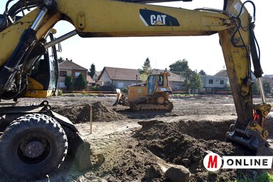 Mintegy 700 millió dinárba kerül a sugárút kiépítése (Ótos András felvétele)