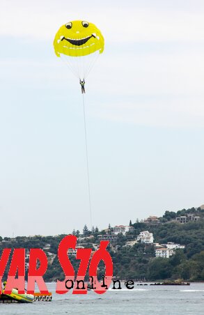 A vízi sportok kedvelői is jól érzik itt magukat (Diósi Árpád felvétele) A vízi sportok kedvelői is jól érzik itt magukat (Diósi Árpád felvétele)