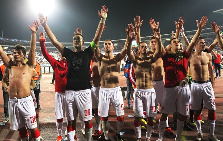 A szurkolóknak is jár a köszönet (Fotó: Beta)