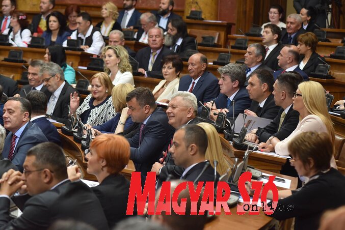 A képviselőház ülése (Ótos András felvétele) A képviselőház ülése (Ótos András felvétele)