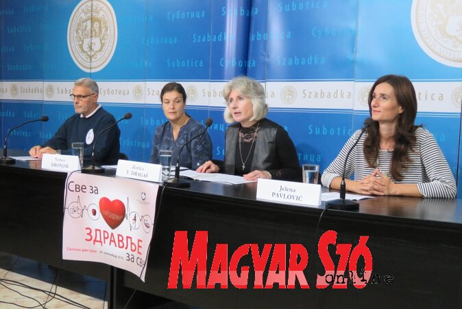 Zoran Milovanović, dr. Verica Dronjak, dr. Zorica V. Dragaš és Jelena Pavlović (Fotó: Patyi Szilárd)