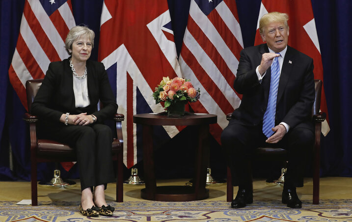 Theresa May brit kormányfő és Donald Trump amerikai elnök (Fotó: Beta/AP) Theresa May brit kormányfő és Donald Trump amerikai elnök (Fotó: Beta/AP)