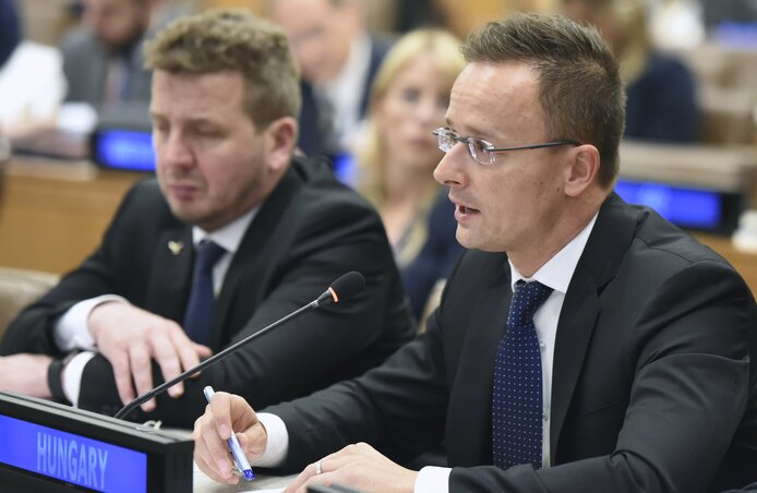 Szijjártó Péter New Yorkban (MTI Fotó: KKM) Szijjártó Péter New Yorkban (MTI Fotó: KKM)